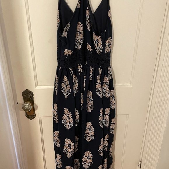 Fashion Nova Side Slit Maxi Dress - Picture 4 of 4